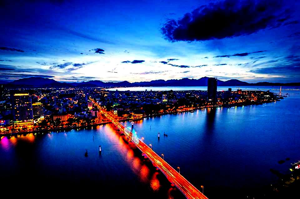 Thí điểm chương trình “Đà Nẵng về đêm” - Danang by night